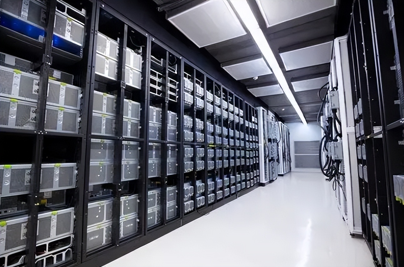 全球13台根服务器，美国10台中国1台没有，若被关闭服务怎么办？