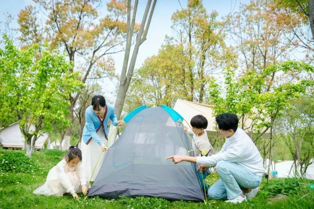 想了一百种关于春天的文案,却不及一场金坛茅山春日野餐露营美好