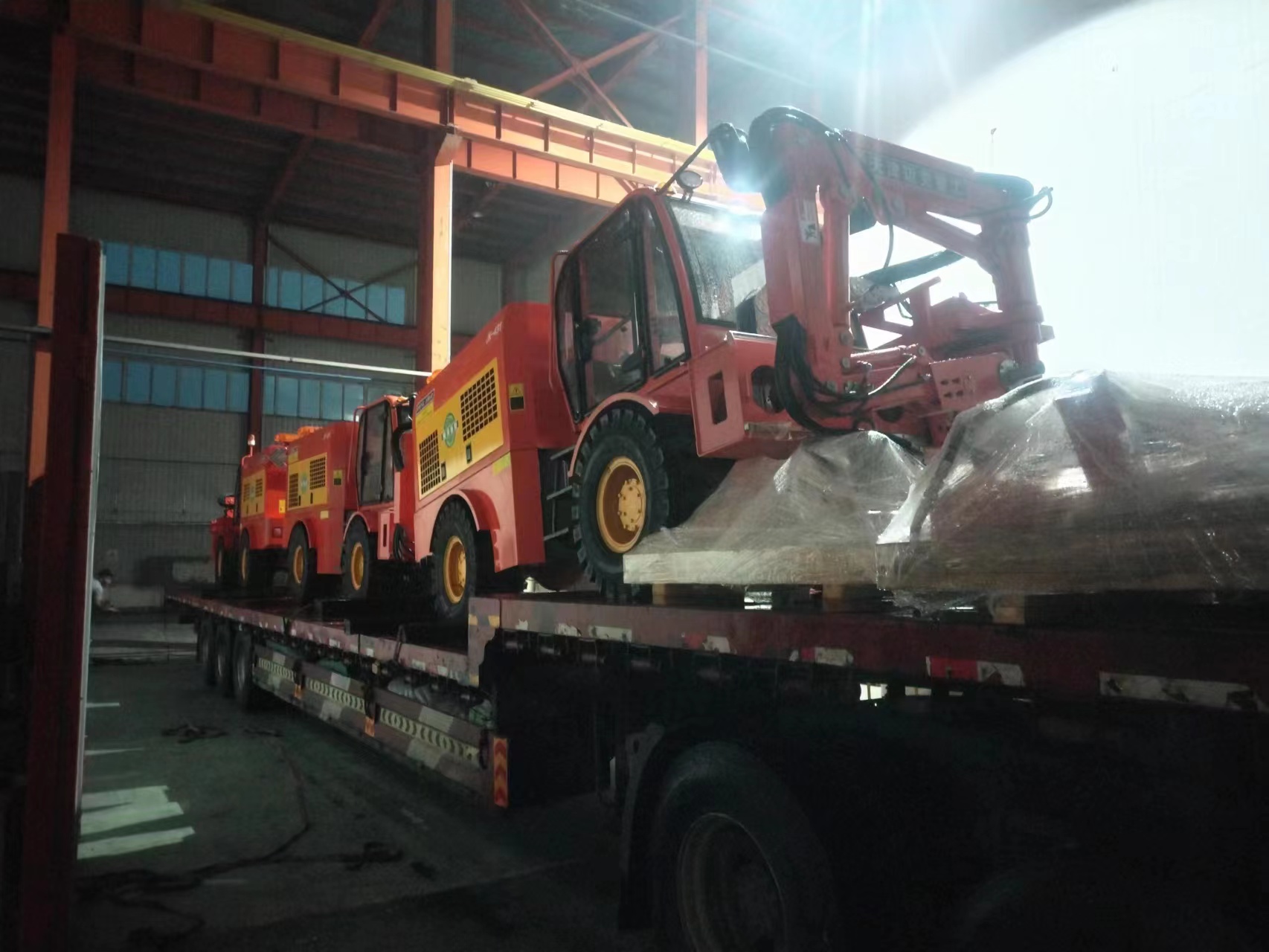 高空树枝绿篱修剪车哪个牌子好,高空修剪树枝绿篱机