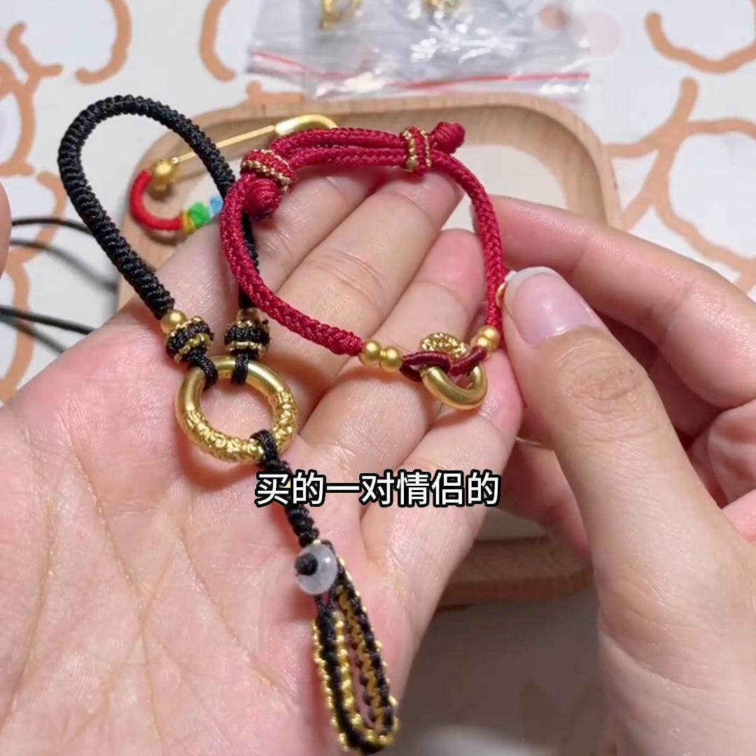 乾坤圈买哪种材质的,乾坤圈是手镯还是吊坠