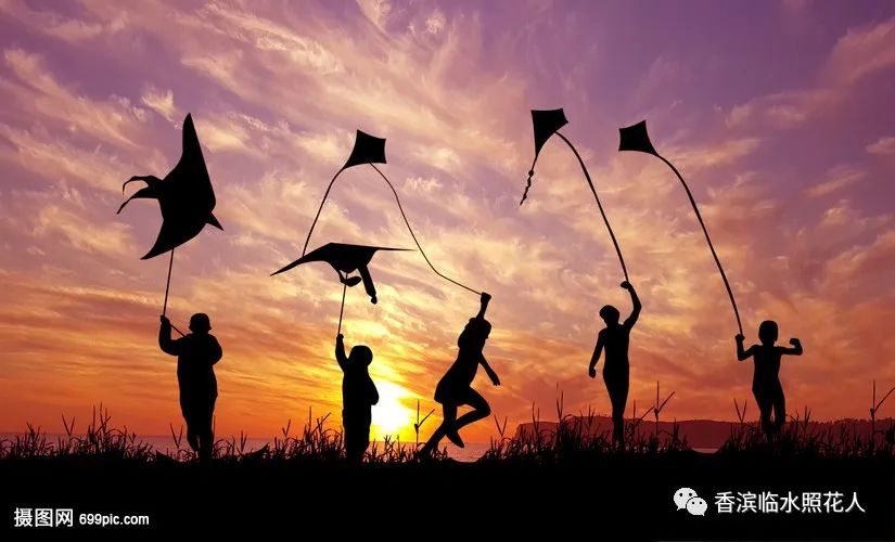 成长是一种美丽的痛作文12篇,成长的滋味优秀作文三篇