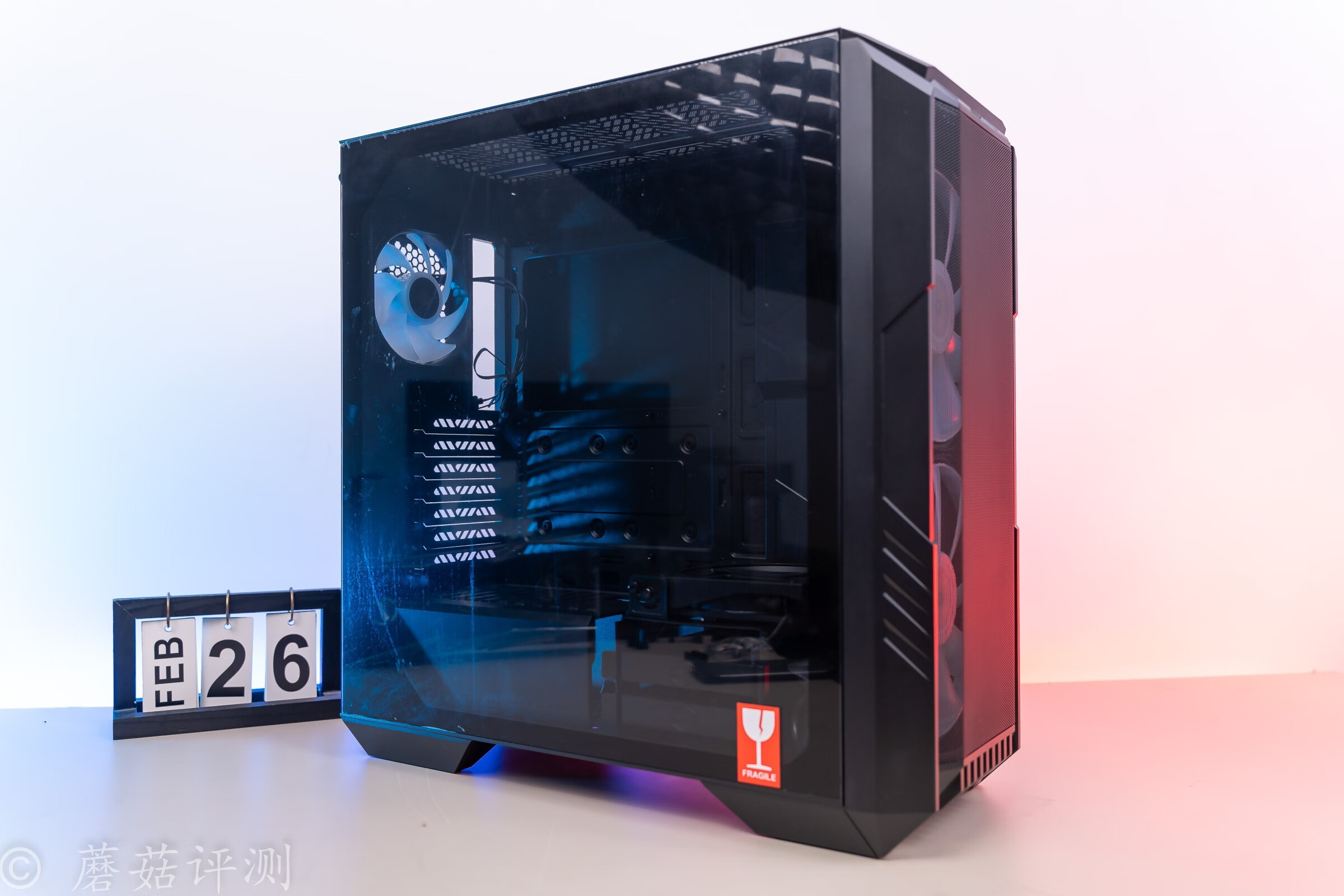 连续多日的高温，让朋友家的主机燥热难耐、更换机箱散热后获新生