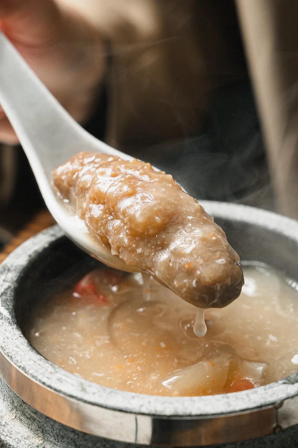 “搞什么，这大排档开到9点，老板就叫我走？”