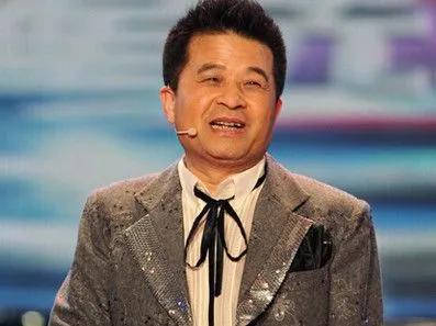 64岁毕福剑近况曝光！曾祸从口出被央视开除，如今竟成了如此模样