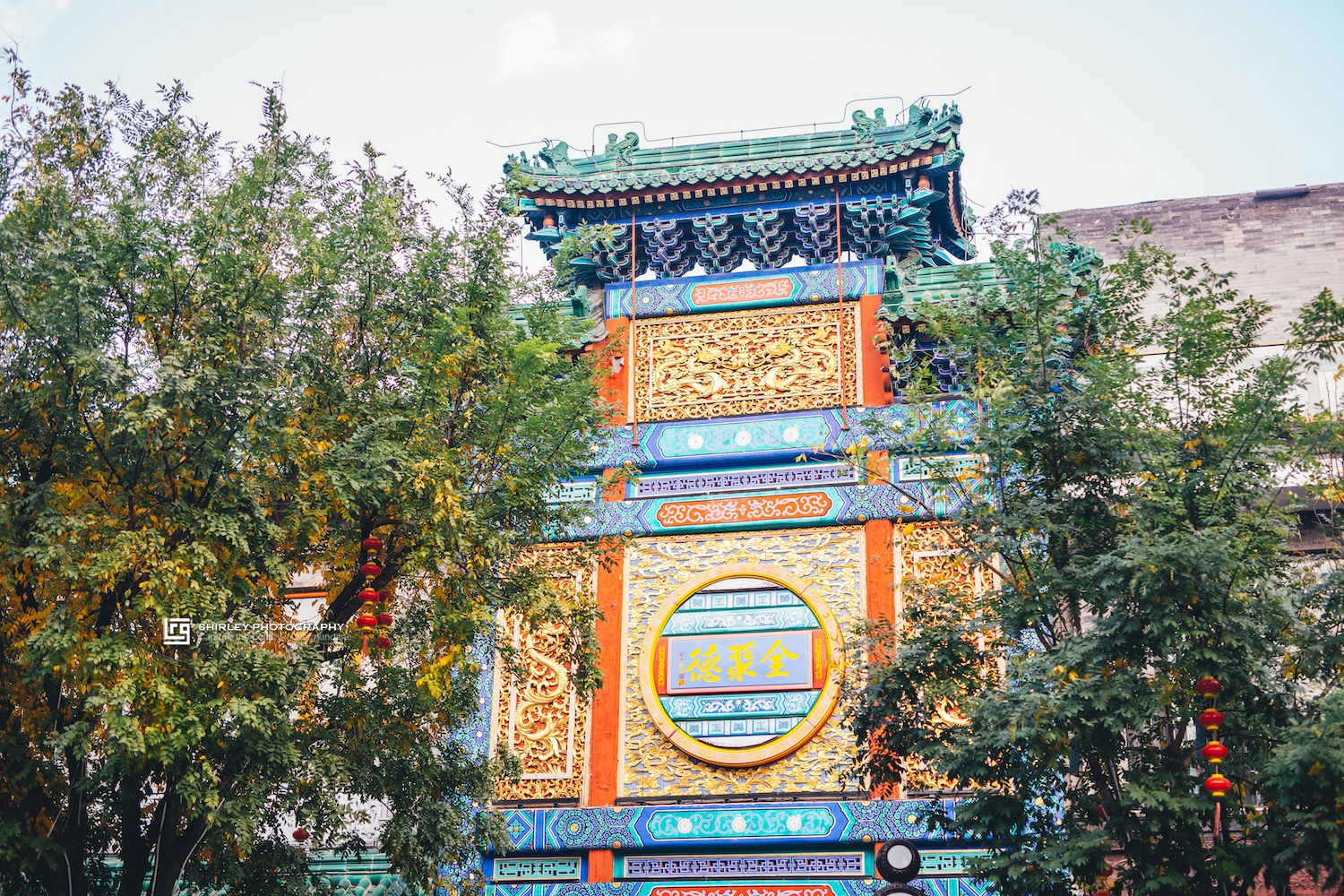 人气不再的北京前门大街，本地人不去，外地游客拍完照就走