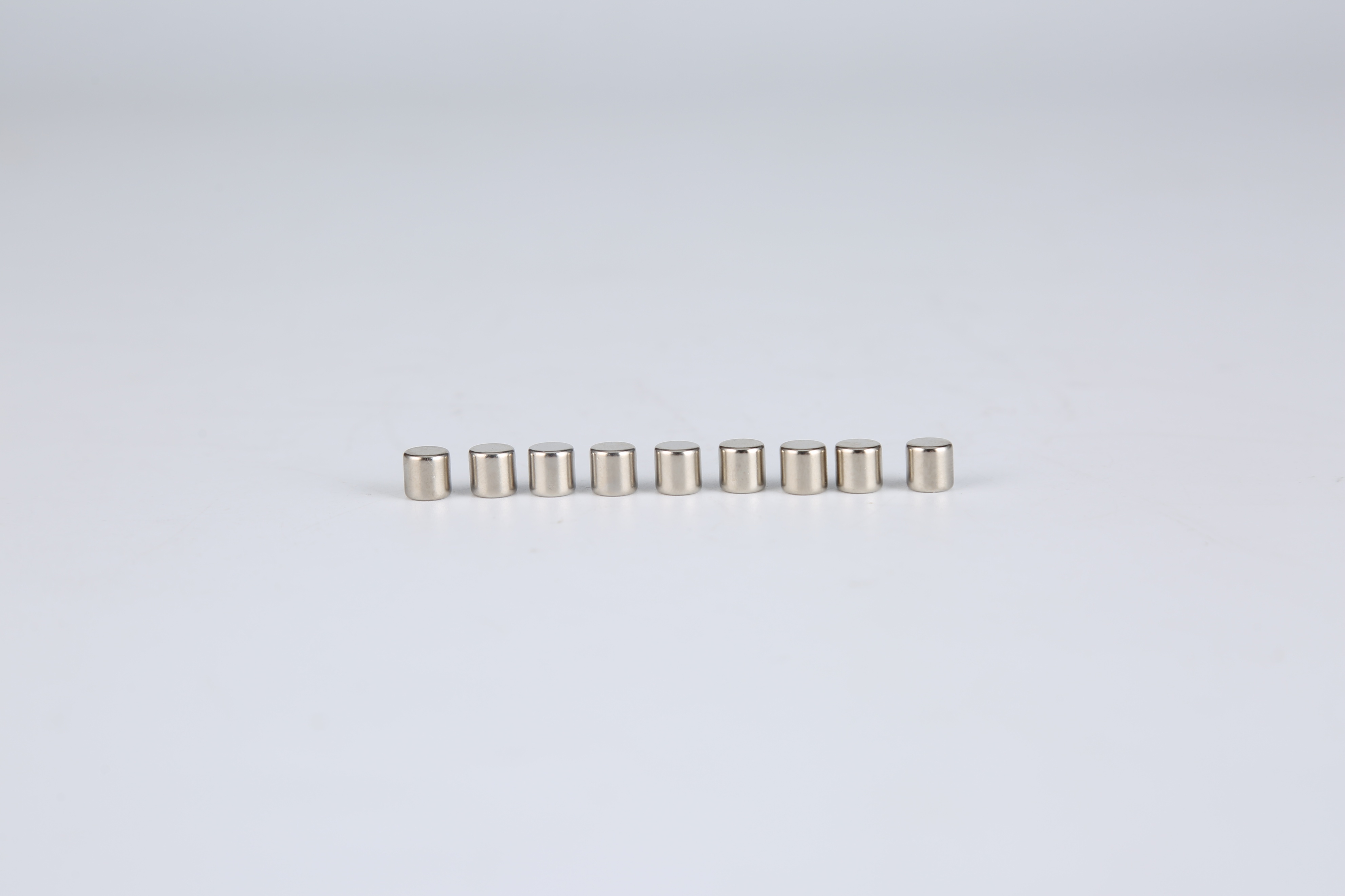 磁铁磁性变弱什么原因,磁铁的磁性为何会显露