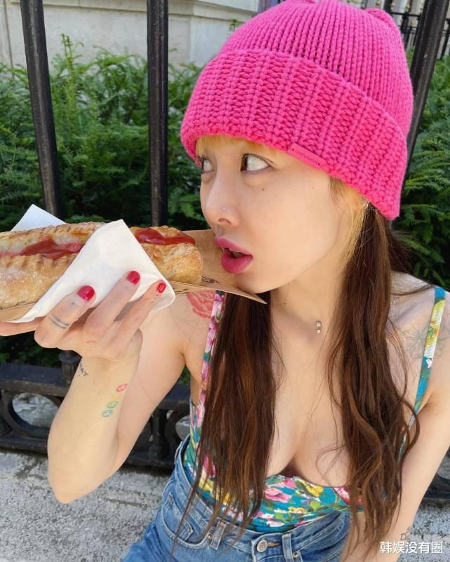 小野马金泫雅露脸,小野马金泫雅舞台照