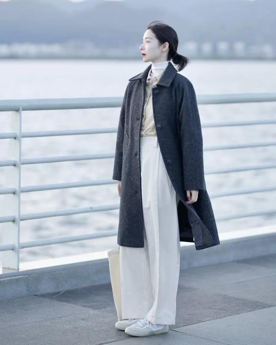 17套非常大气的大衣颜色搭配,穿出大女人高级感