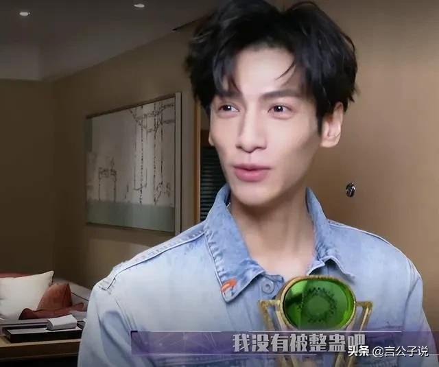 9位瘦成纸片人的男星,骨瘦如柴的皮包骨男明星