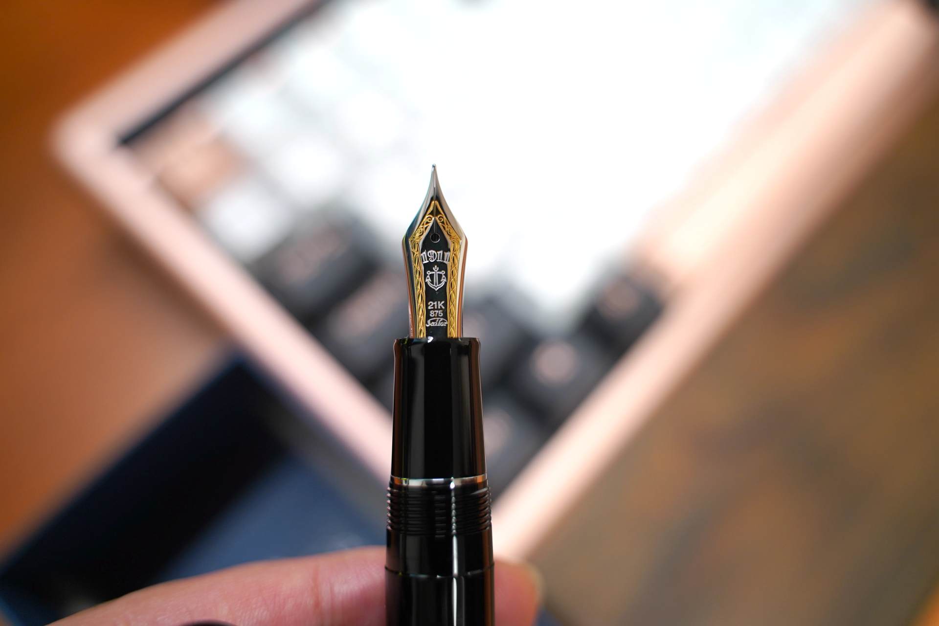 上海年入100万中年大叔,年入百万的中年男人