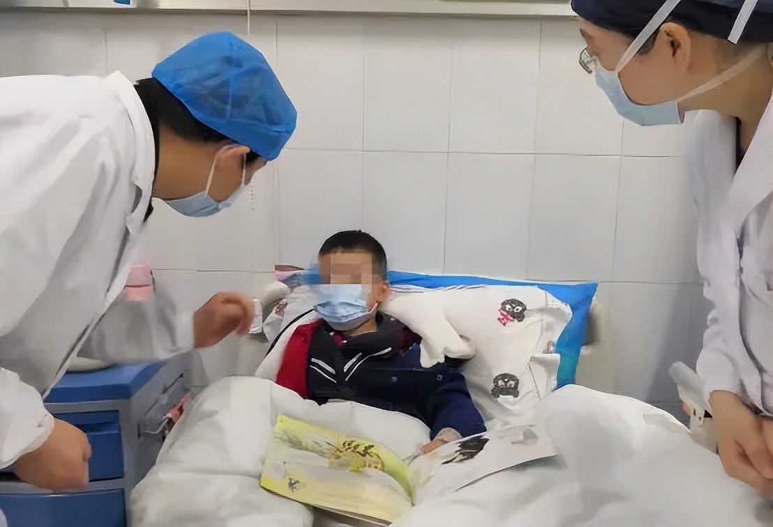 6个月宝宝听力不敏感长大会好吗,宝宝听力重度有没有可能听力正常