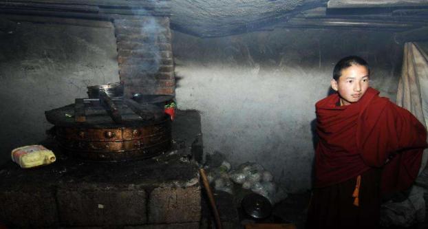 当代有哪些苦行僧人,僧人出家之前经历的磨难坎坷