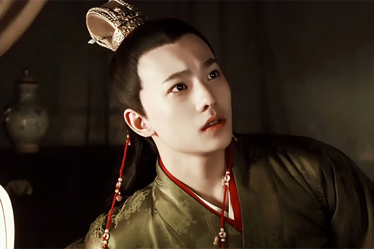 贾宝玉恨薛宝钗和袭人,贾宝玉对袭人的态度