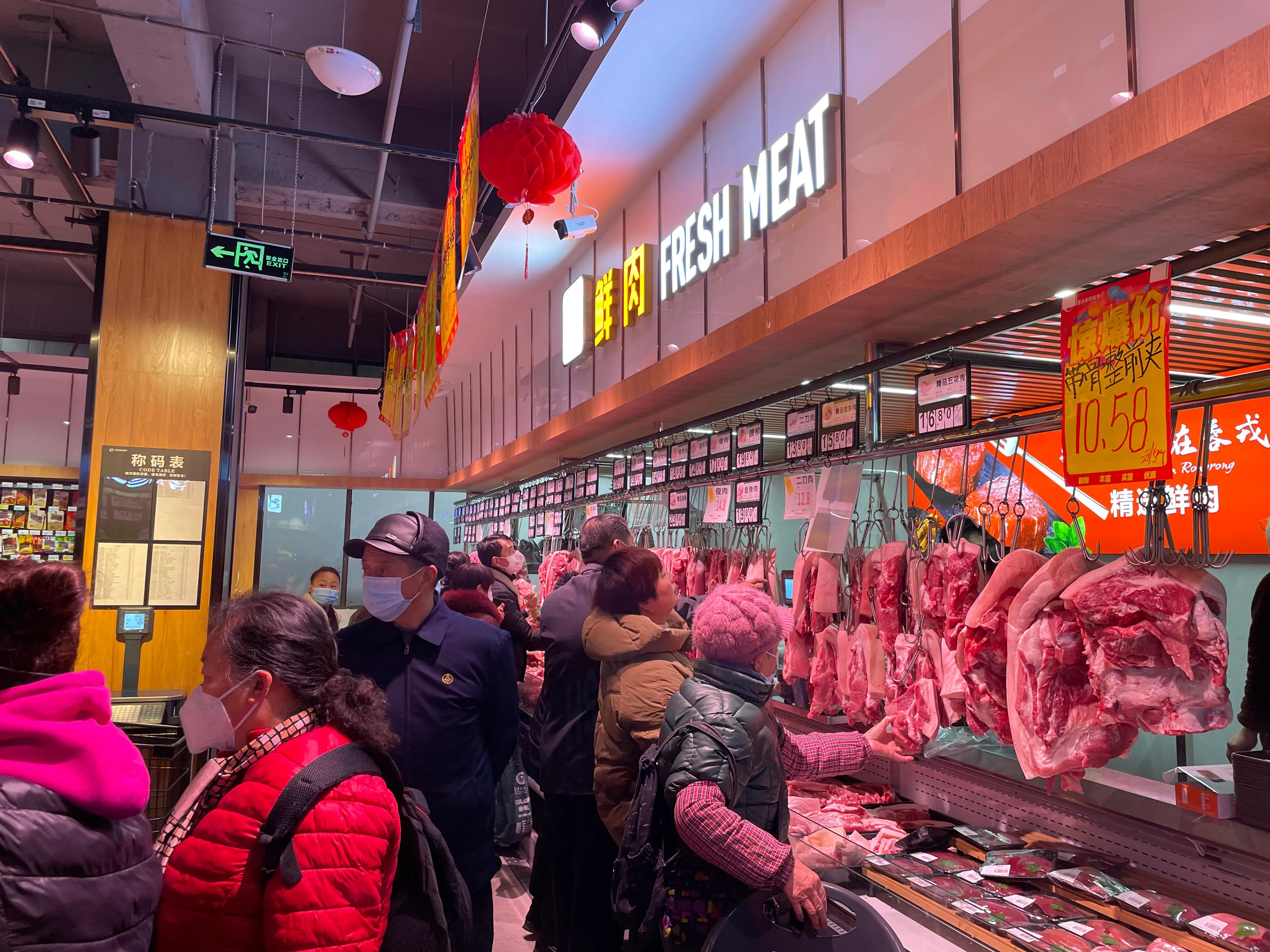 蓉戎连锁超市：2023年精英管理层团建拓展培训圆满结营！