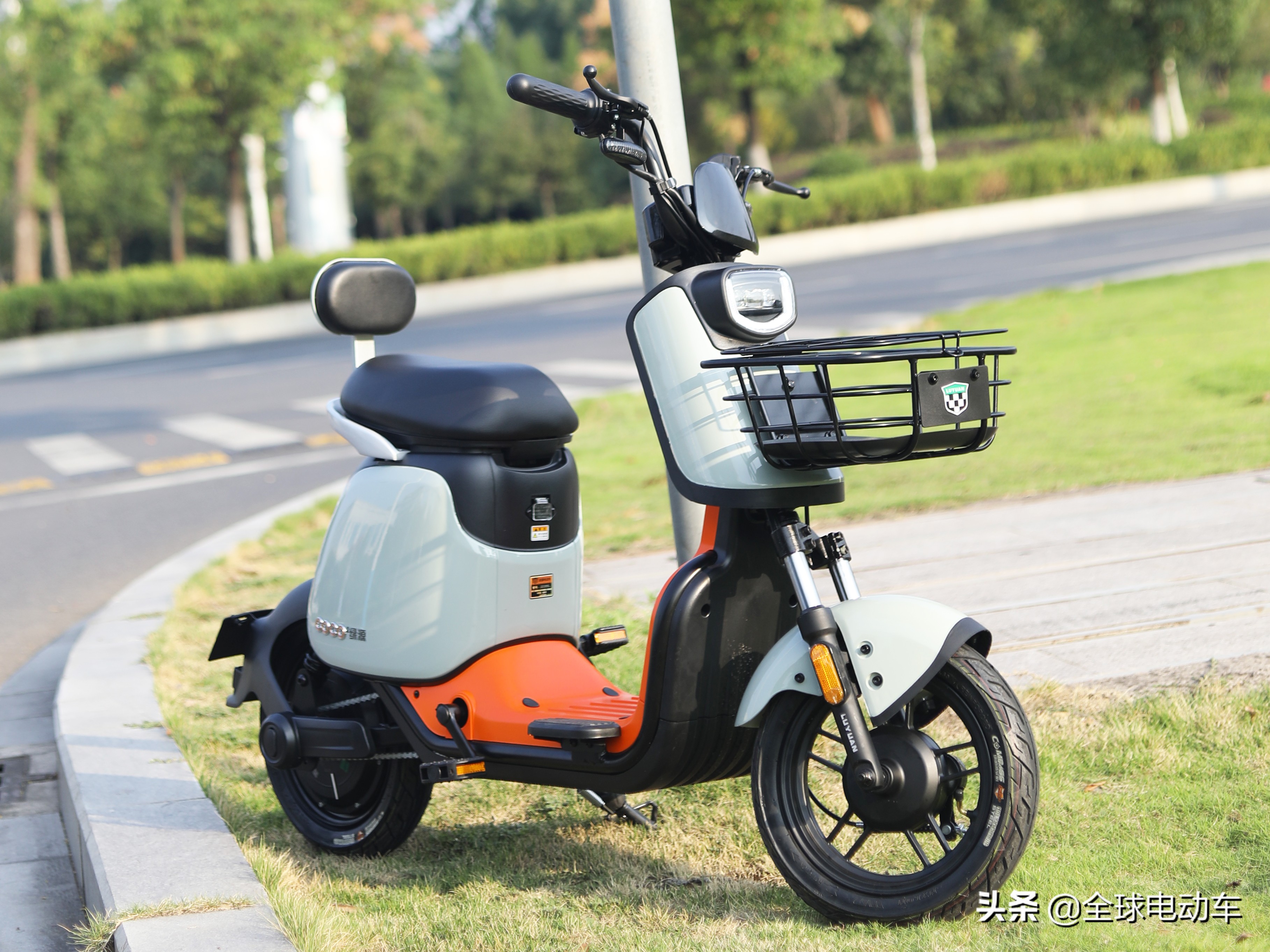 电机是不是48伏60伏72伏通用,48伏电动车显示多少伏