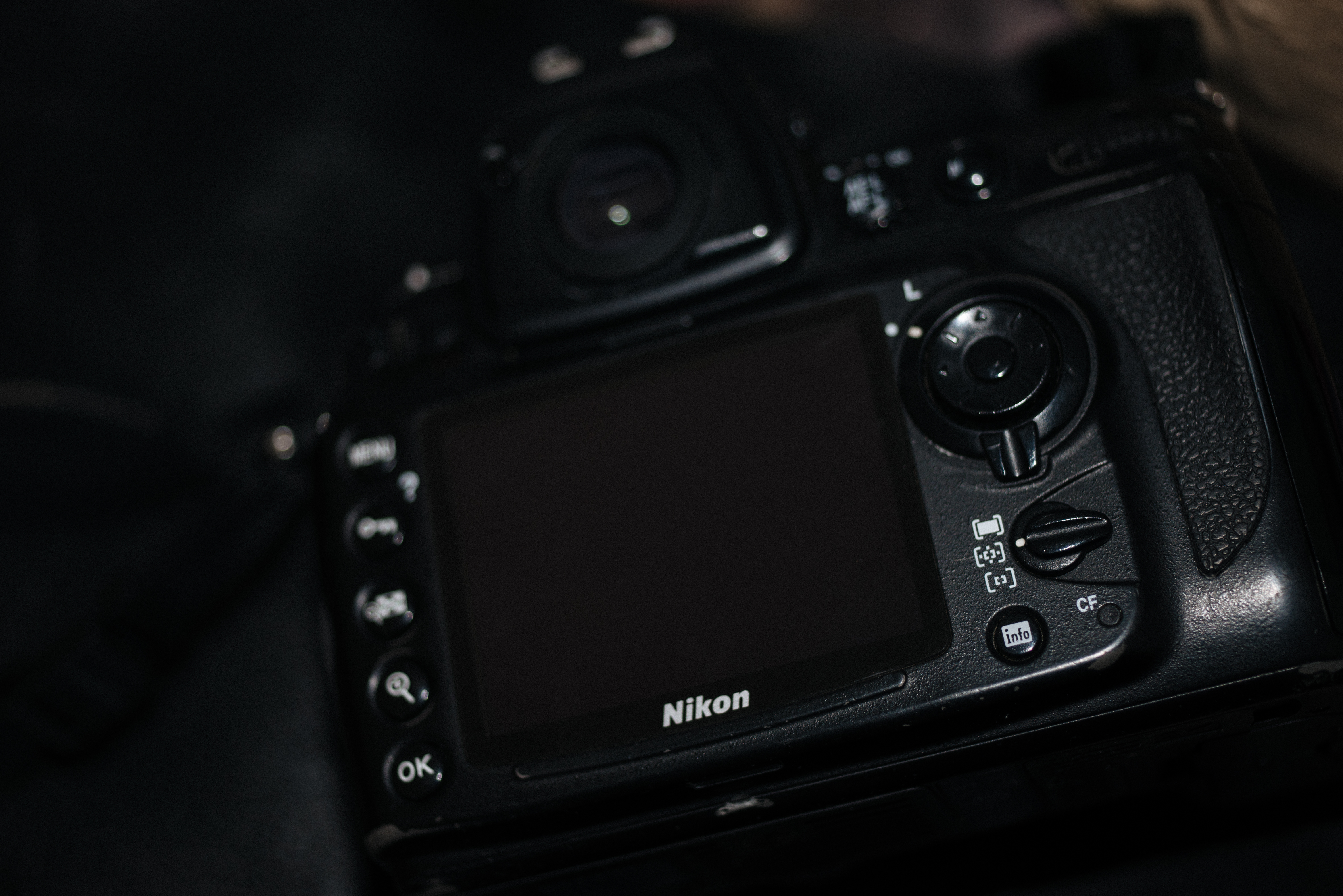 尼康全画幅微单为什么落后于佳能,尼康最新全画幅单反机型