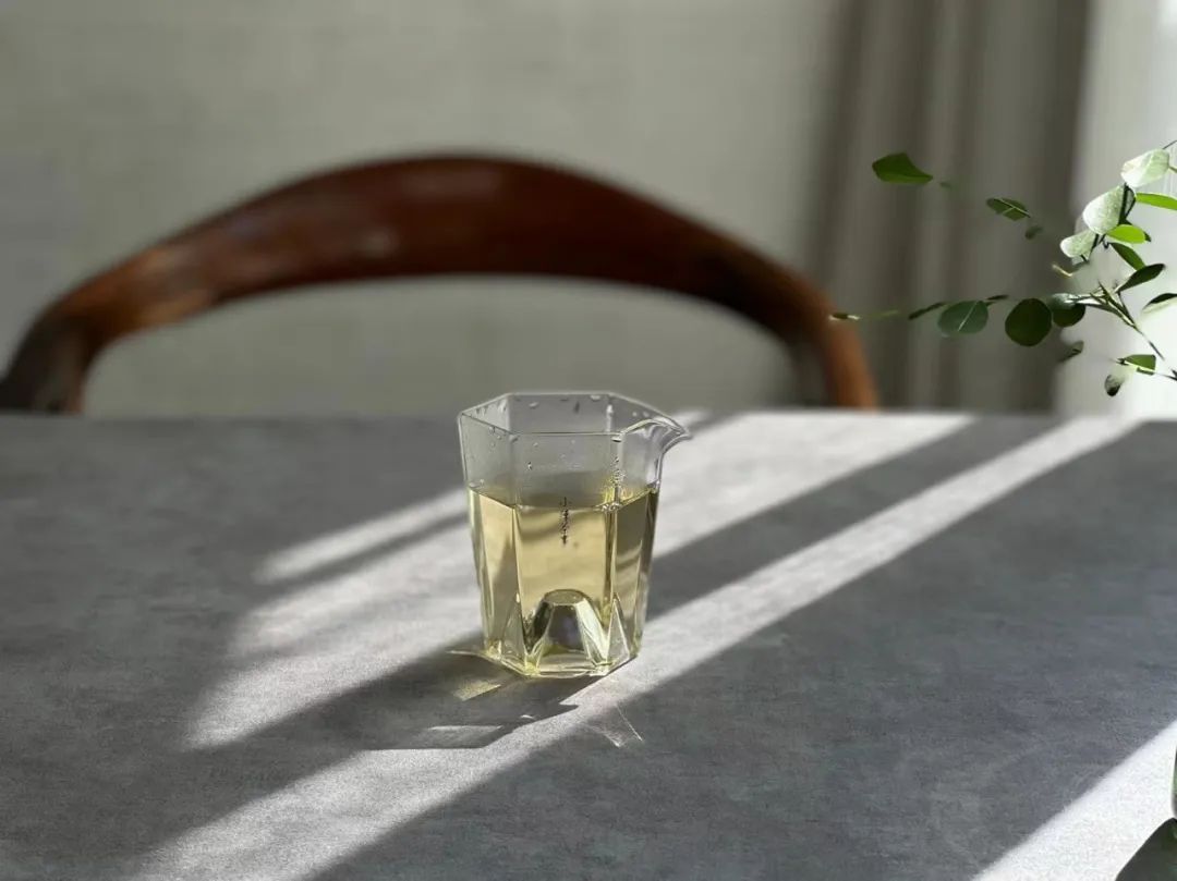 6大茶桌暗语介绍，何为回甘？何为醇厚？何为生津，一次说清