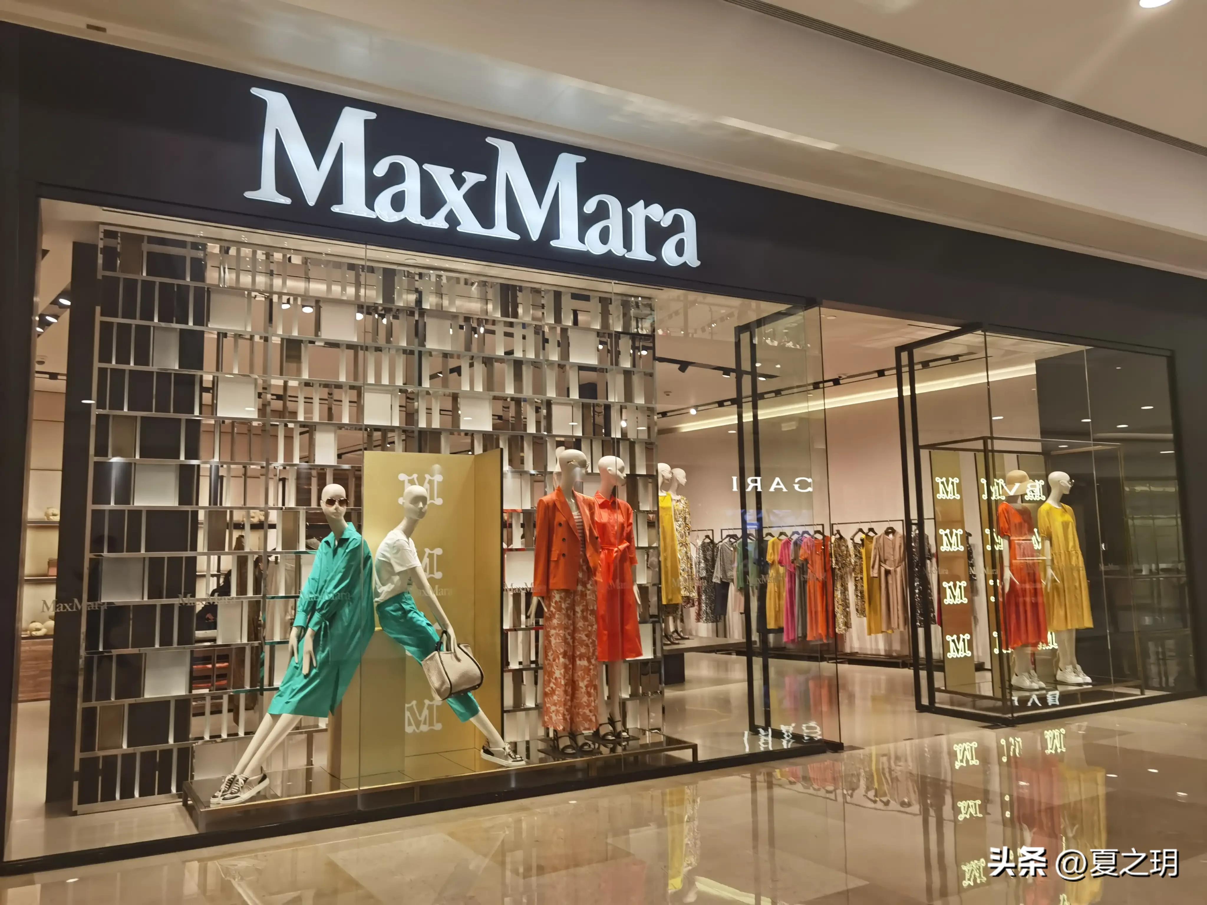 我在万象城看女装时，销售说我身上的裙子土