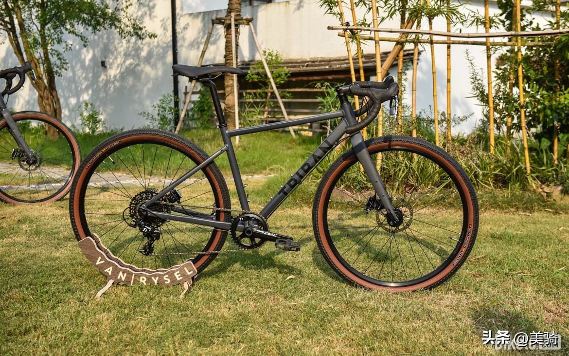 迪卡侬新款公路车发布会,迪卡侬公路车测评