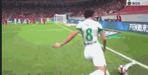 中超第13轮回应争议判罚,中超比赛津沪之战裁判张龙