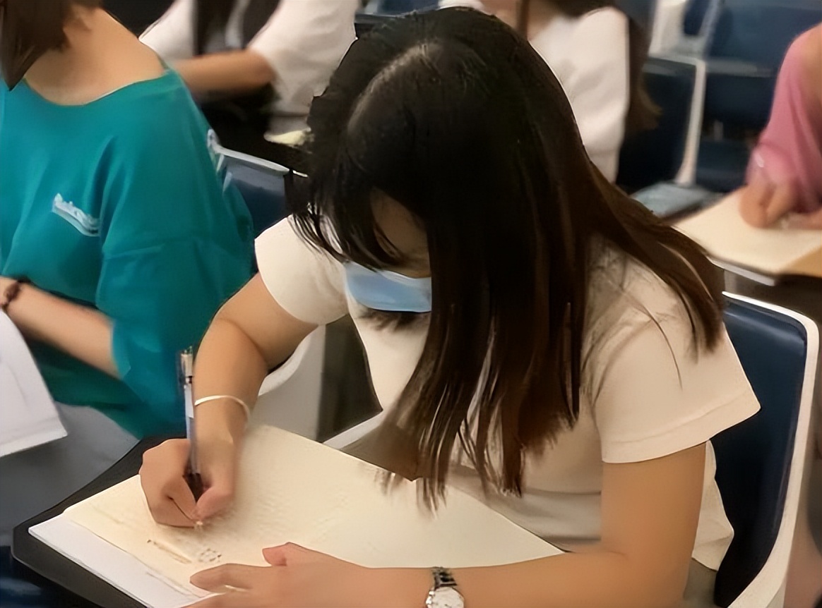 本科专业选择与就业前景,本科理科专业就业前景排名