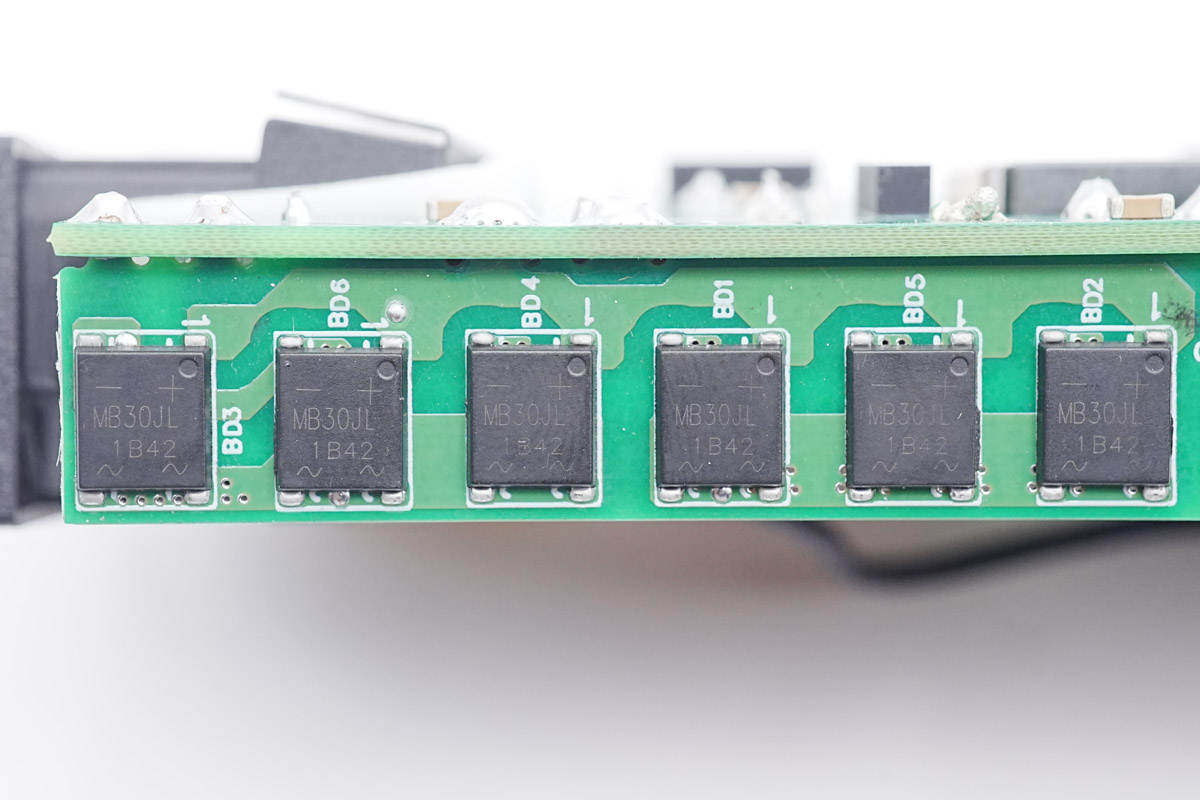 雷蛇笔记本氮化镓适配器,雷蛇330w氮化镓适配器