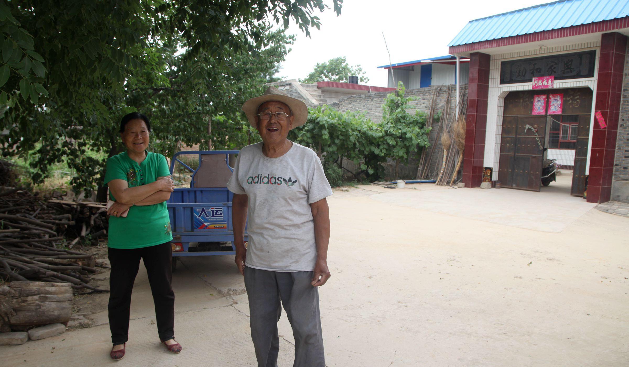 专家谈提高农民养老补贴,农村老人养老金和农业补贴