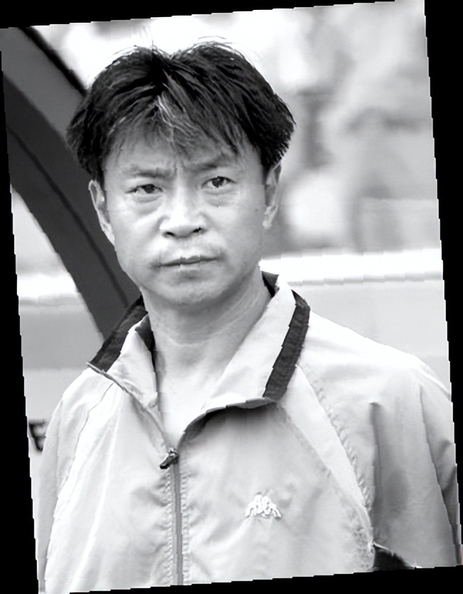 齐鲁雄师：盘点山东足球历史最佳11人，身材高大，头球优势明显