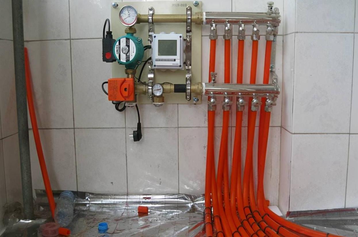 电地暖和水地暖怎么选择,水地暖和电地暖哪个好一点