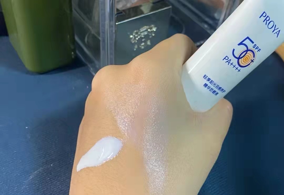 推荐四款好用的防晒霜,好用的四款防晒霜推荐