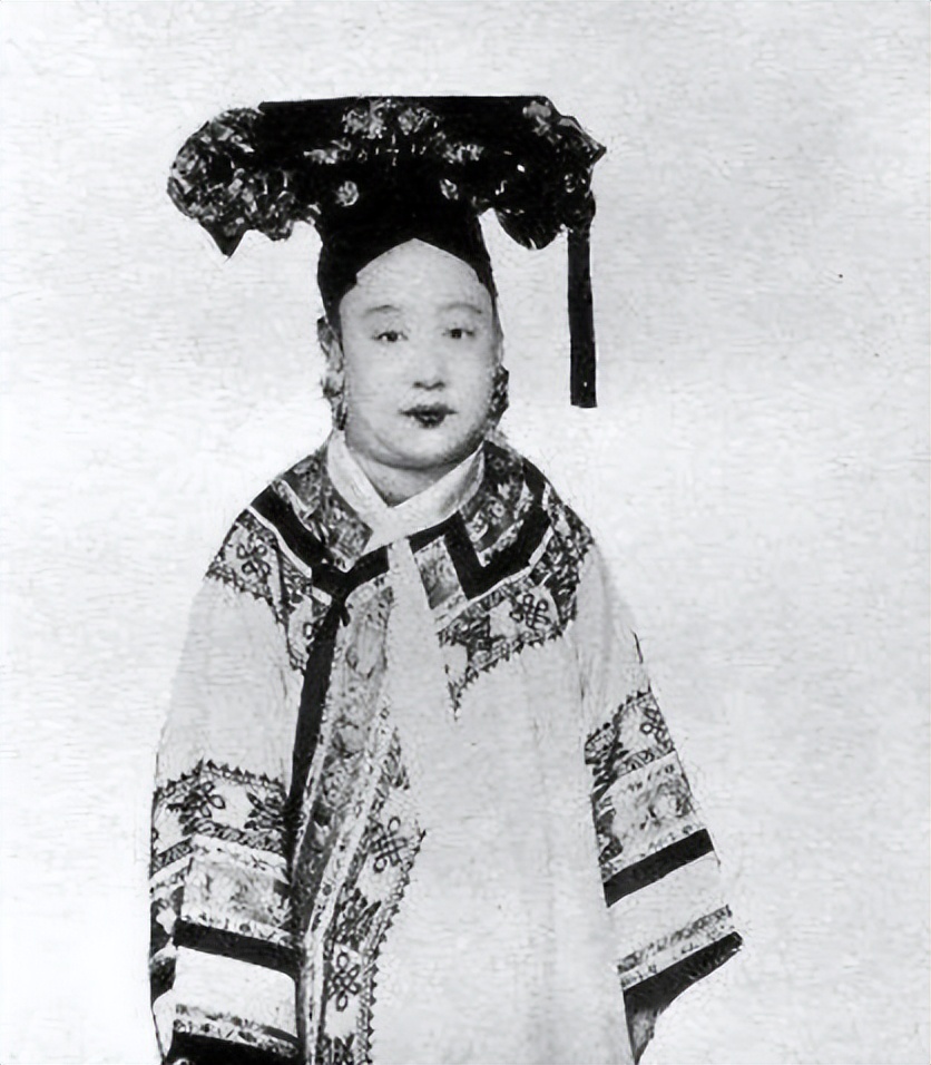 古代后妃中不全是佳丽也有丑女,历史上哪位妃子难看