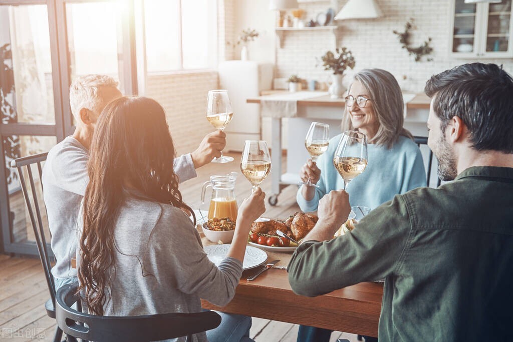 食疗防痴呆这几种食物对大脑有益,类黄酮食物预防老年痴呆