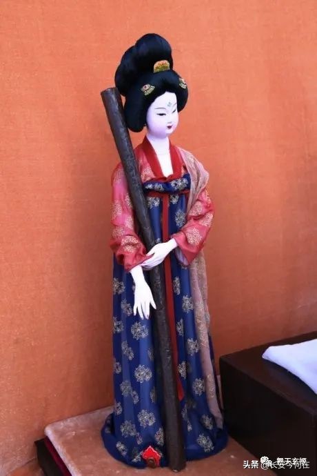 《列子》中的医学：偃师献假人（偶人之古今别）