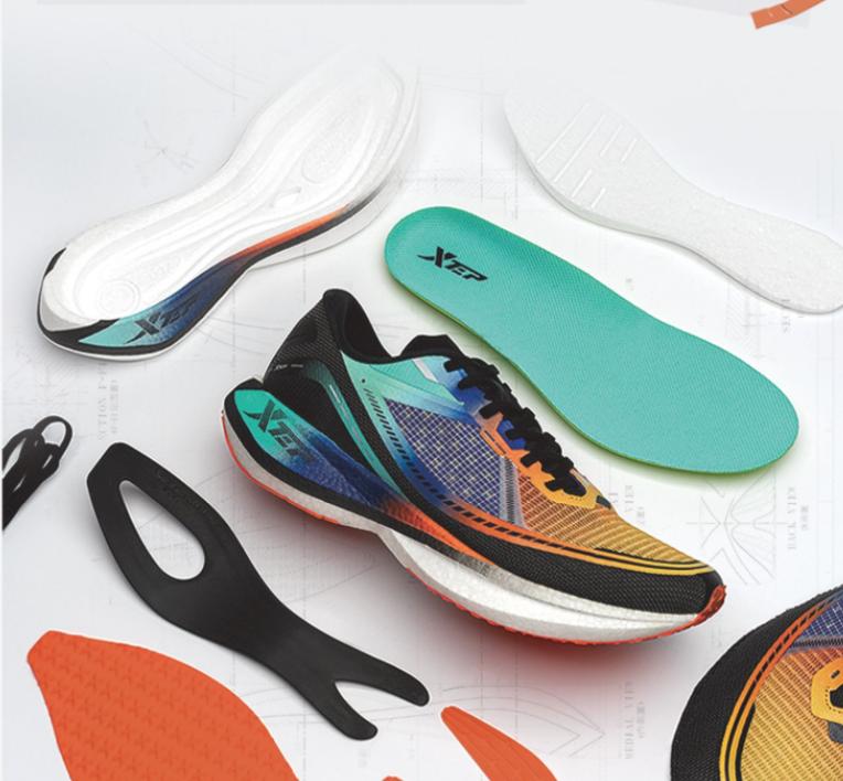 双十一降价比较大的国产碳板跑鞋有哪些？