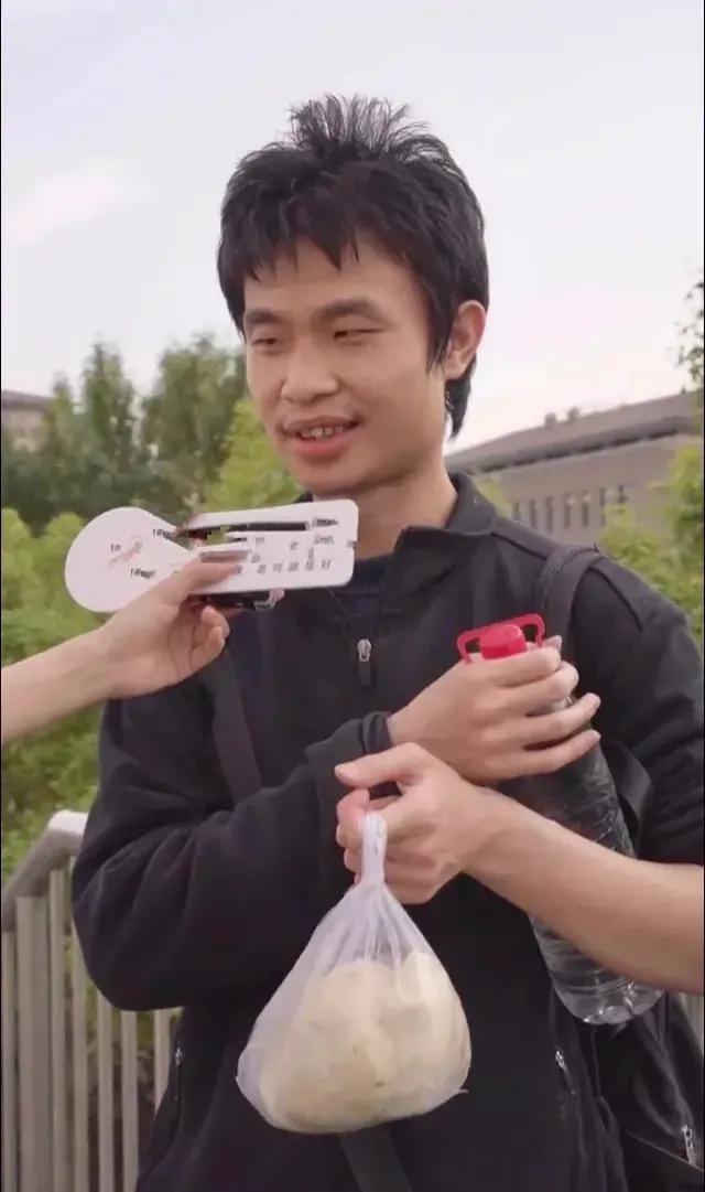 佩雷尔曼是数学第一人吗,佩雷尔曼vs韦东奕