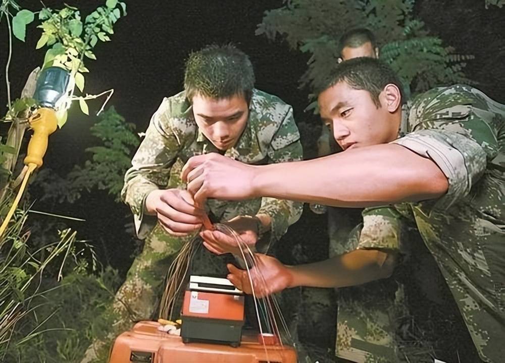 挖断国防光缆的赔偿标准,挖断国防光缆赔偿多少钱