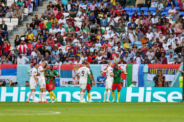 世界杯奇葩事件：主力门将不听话，主帅拒绝惯出毛病，赛前换替补