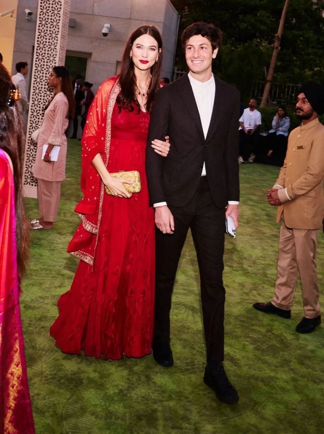 zendaya最新状态,zendaya很火吗