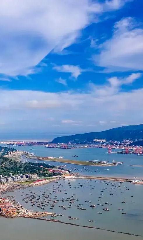 连云港港口深度解析,连云港港口被列为国际枢纽