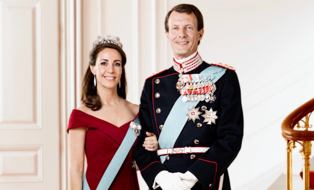 丹麦女王废除四个孙辈头衔,丹麦女王减少皇室成员