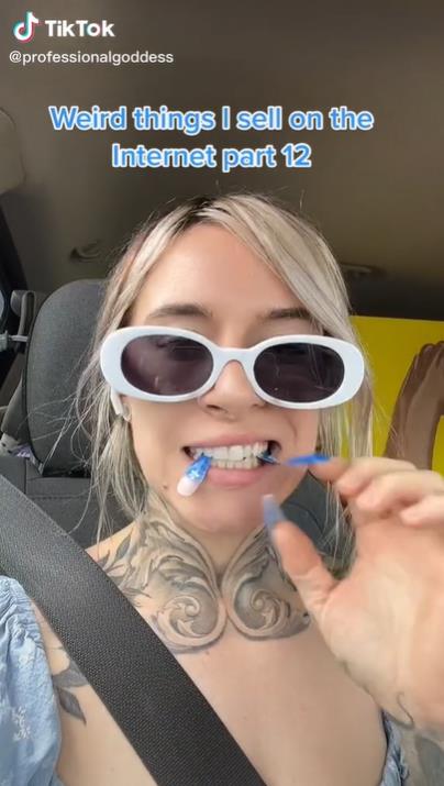 美国女子网售重口垃圾：灰尘脏水，指甲舌苔，真有人高价买？