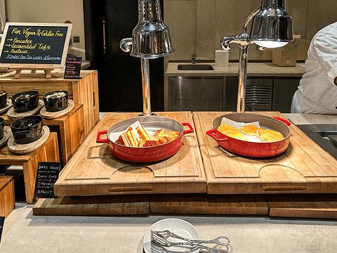 阿联酋丽思卡尔顿,阿联酋野奢帐篷