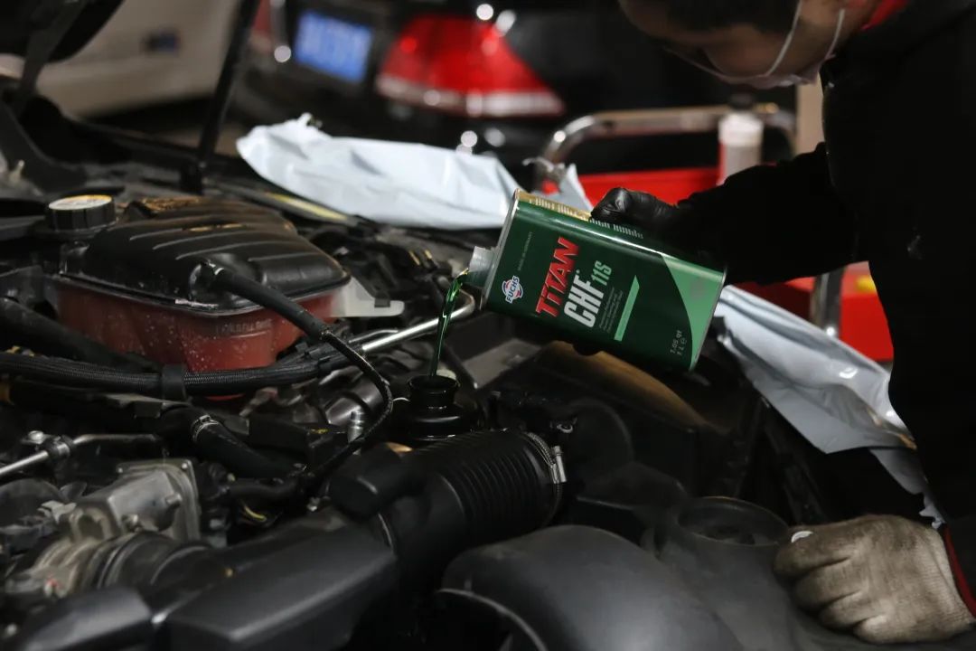 捷豹xjl内饰翻新出售价格,捷豹xjl汽车翻新改造全过程