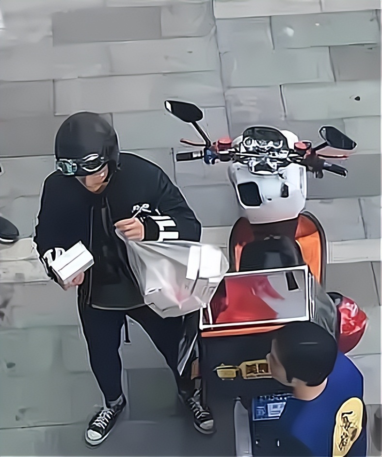 内娱“四大小生”，有人“家暴”绯闻缠身，有人“不务正业”