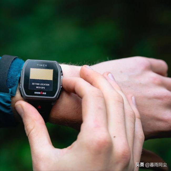 卡西欧户外登山手表功能介绍,户外手表与智能手表如何选择