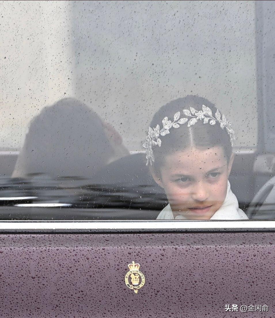 8岁夏洛特公主现场,英国公主夏洛特7岁生日照片