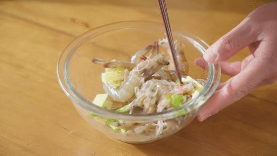 蒜蓉粉丝大虾蒸扇贝,蒜蓉粉丝蒸扇贝鲍鱼生蚝的做法