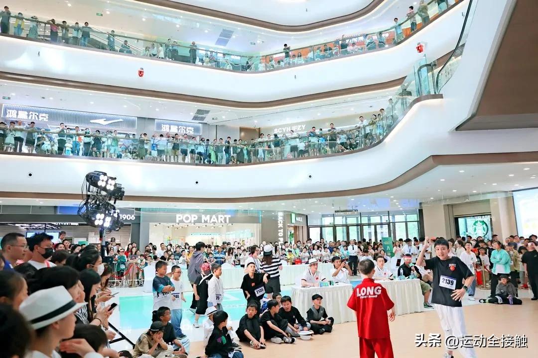 成都第十四届运动会街舞,成都天府广场街舞比赛