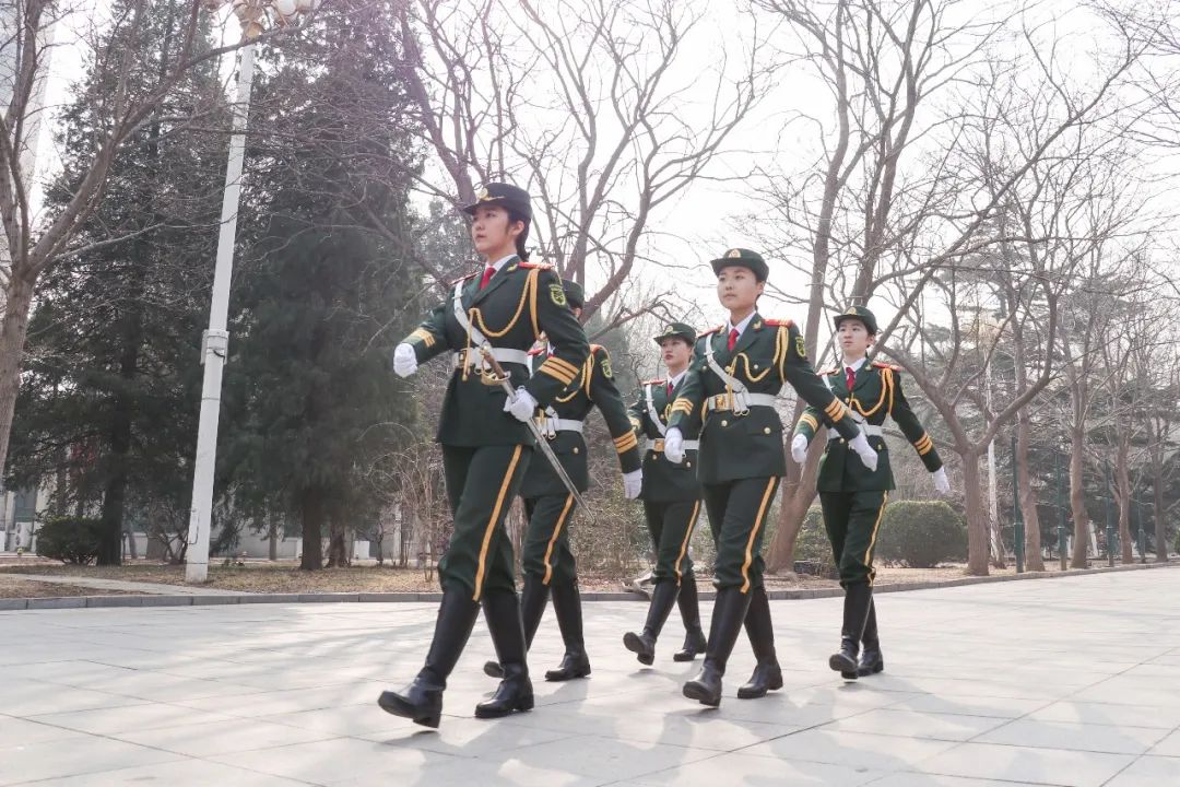 我们找到了人大最美的她！