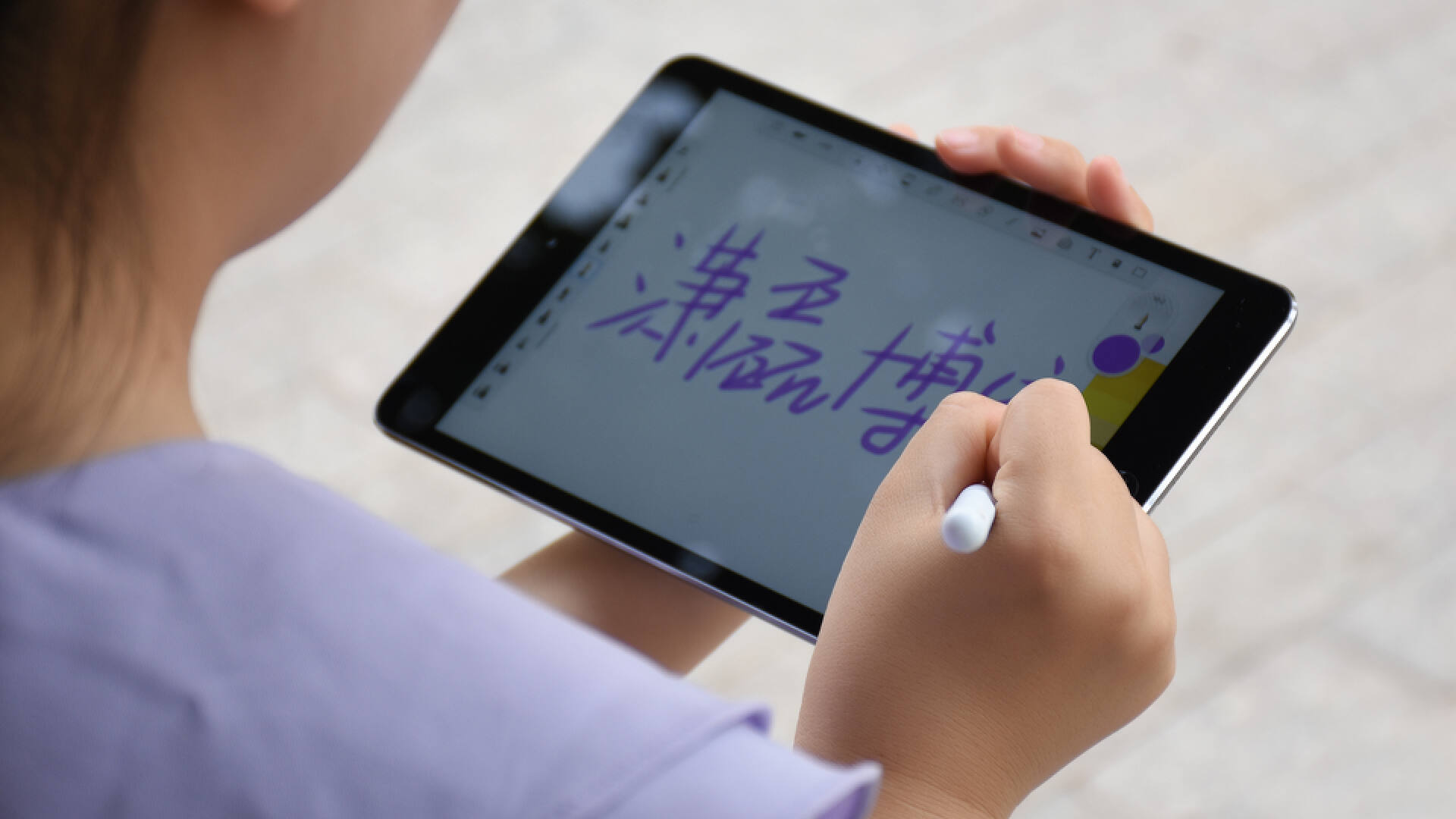 西圣电容笔静音笔头,西圣pencil2能在手机上用么